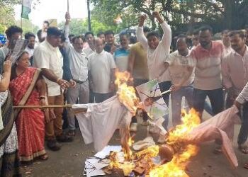 ନିଟ୍ ପ୍ରଶ୍ନପତ୍ର ଚୋରି ଓ ରାହୁଲ ଗାନ୍ଧୀଙ୍କ ବିରୋଧ ପ୍ରତିବାଦରେ କଂଗ୍ରେସର ବିକ୍ଷୋଭ