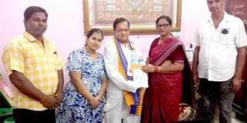 ରଣପୁରର ପୂର୍ବତନ ରାଜ୍ୟସଭା ସାଂସଦ,ବିଧାୟକଙ୍କୁ ସାକ୍ଷାତ କଲେ ରଣପୁର ବିଧାୟିକା ତଥା ଓଡିଶା ବିଧାନ ସଭା ବାଚସ୍ପତି