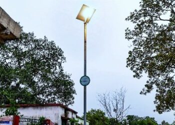 ବେଦାନ୍ତ ଆଲୁମିନିୟମ କୋଇଲା ଖଣି ପ୍ରକଳ୍ପ ଜ୍ୟୋତି ଅଧୀନରେ ଝାରସୁଗୁଡ଼ା ଏବଂ ସୁନ୍ଦରଗଡ ଜିଲ୍ଲାର ୨୨,୦୦୦ ପରିବାରକୁ ସୌର ଶକ୍ତି ଚାଳିତ ଆଲୋକ ପ୍ରଦାନ କରୁଛି