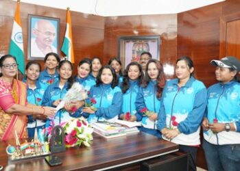 India’s First Women Mount Yunam Expedition Team Meets Assembly Speaker