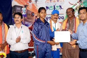 ମେଜର ଧ୍ୟାନଚାନ୍ଦଙ୍କ ଜନ୍ମଜୟନ୍ତୀ ଅବସରରେ ଗଜପତିରେ ଜିଲ୍ଲାସ୍ତରୀୟ ଜାତୀୟ କ୍ରୀଡ଼ା ଦିବସ ପାଳିତ