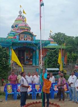 ସ୍ବାଧୀନତା ଦିବସରେ ତ୍ରିରଙ୍ଗା ଧ୍ଵନି ଗୁଞ୍ଜରିତ