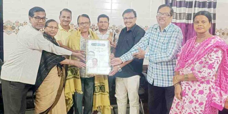 ଅବସରପ୍ରାପ୍ତ କର୍ମଚାରୀଙ୍କୁ ସମ୍ୱର୍ଦ୍ଧନା