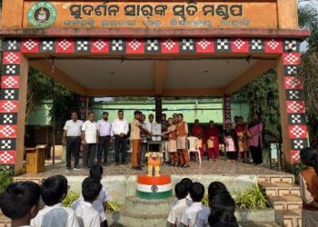 ଜନଶକ୍ତି ସରକାରୀ ଉଚ୍ଚ ବିଦ୍ୟାଳୟରେ ରୋଟାରୀ କ୍ଲବ୍ ପକ୍ଷରୁ ୱାଟର ପ୍ୟୁରିଫାୟର ପ୍ରଦାନ