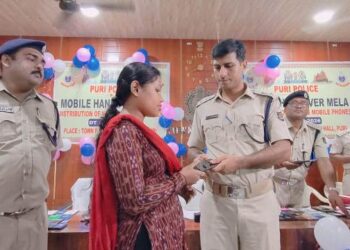 ରଥଯାତ୍ରା ଆଣ୍ଟି ସ୍ନାଚିଂ ଅଭିଯାନ ୧୭୫ ସ୍ନାଚର ଗିରଫ, ୩୦୪ ମୋବାଇଲ ଉଦ୍ଧାର