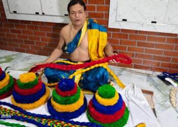 ମହାବାହୁଙ୍କ ପାଇଁ ରାକ୍ଷୀ ପ୍ରସ୍ତୁତି ଶେଷ ପର୍ଯ୍ୟାୟରେ ନାଲି, ନେଳି, ହଳଦିଆ ଓ ବାଇଗଣି ରଙ୍ଗର ରାକ୍ଷୀ