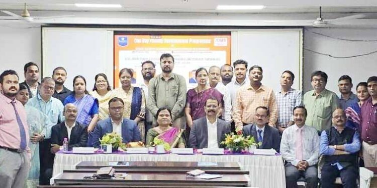 ଆସୋସିଏସନ୍ ଅଫ୍ ଇଣ୍ଡିଆନ୍ ମ୍ୟାନେଜମେଣ୍ଟ ସ୍କୁଲ୍ସ (AIMS) ଓଡ଼ିଶା ଚାପ୍ଟର ଏଆଇ, ଏକାଡେମିକ୍ସ ଓ ଗବେଷଣା ସହ ଏଣ୍ଟରପ୍ରାଇଜ୍ ରିସ୍କ ମ୍ୟାନେଜମେଣ୍ଟ ଉପରେ ଏକଦିନିଆ ଏଫ୍‌ଡିପି