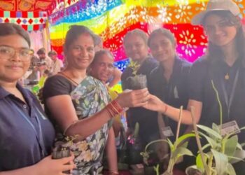 ଗୋଷାଣୀ ବ୍ଲକ ଗୁରାଣ୍ଡି ଠାରେ ସେଞ୍ଚୁରିଆନ୍ ବିଶ୍ୱବିଦ୍ୟାଳୟ (ସି.ୟୁ.ଟି.ଏମ୍.), – ଅମୃତ ଇଣ୍ଟର୍ଣ୍ଣସିପ୍ କାର୍ଯ୍ୟକ୍ରମ ଅଧୀନରେ କିଷାନ ମେଳା ଅନୁଷ୍ଠିତ