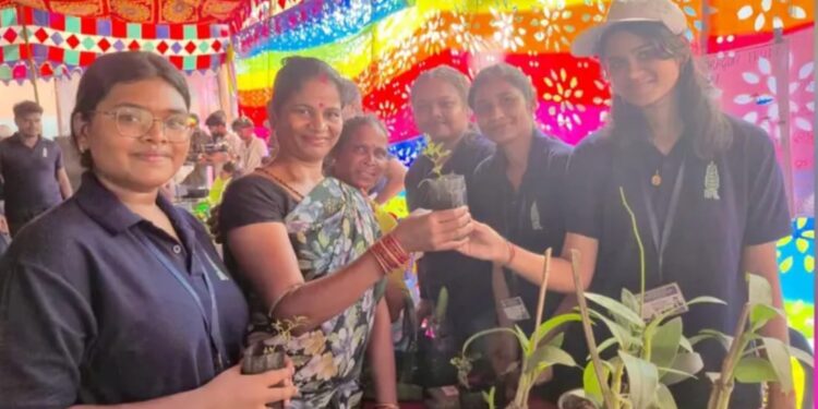 ଗୋଷାଣୀ ବ୍ଲକ ଗୁରାଣ୍ଡି ଠାରେ ସେଞ୍ଚୁରିଆନ୍ ବିଶ୍ୱବିଦ୍ୟାଳୟ (ସି.ୟୁ.ଟି.ଏମ୍.), – ଅମୃତ ଇଣ୍ଟର୍ଣ୍ଣସିପ୍ କାର୍ଯ୍ୟକ୍ରମ ଅଧୀନରେ କିଷାନ ମେଳା ଅନୁଷ୍ଠିତ
