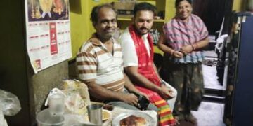 ବିଧାୟକ ରୁପେଶ ପାଣିଗ୍ରାହି, ଗଜପତି ଜିଲ୍ଲାର ୯୦ ବର୍ଷର ବହୁ ପୁରାତନ ଭବାନୀ ହୋଟେଲ ପରିଦର୍ଶନ କରି ସହଯୋଗର ପ୍ରତିଶ୍ରୁତି ଦେଲେ