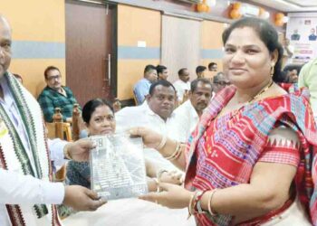ଗୁରୁତ୍ୱପୂର୍ଣ୍ଣ ପ୍ରସଙ୍ଗକୁ ଏଡ଼ାଇ କେବଳ ଔପଚାରିକ ଭାବେ ସରିଲା ସମିତି ବୈଠକ