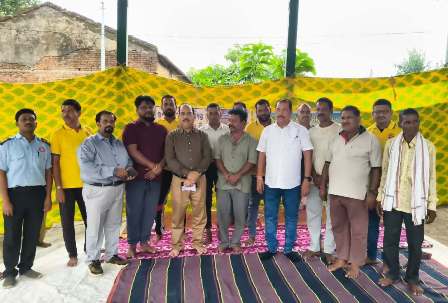 ଖଣ୍ଡପଡ଼ା ଗୋଷ୍ଠୀ ସ୍ୱାସ୍ଥ୍ୟକେନ୍ଦ୍ରରେ ୧୧ ଟି ଡାକ୍ତର ପଦବୀ ଧୂଆଁ ବାଣରେ ରହିଯିବନିତ…?