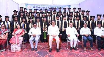 ପୁରୀ ଗୋପବନ୍ଧୁ ଆୟୁର୍ବେଦ ମହାବିଦ୍ୟାଳୟର ସ୍ନାତକ ସମାରୋହରେ ଯୋଗଦେଲେ ରାଜ୍ୟପାଳ