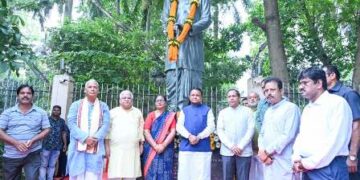 ବାଗ୍ମୀ ବିଶ୍ୱନାଥ କରଙ୍କ ଶ୍ରାଦ୍ଧ ବାର୍ଷିକୀରେ ଶ୍ରଦ୍ଧା ସୁମନ ଅର୍ପଣ