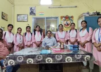 ହିଆଁଲରେ ଅଭିଭାବକ ସଚେତନତା : ବାଲ୍ୟବିବାହ, ନିଶା ଓ ଏଚପିଭି ଟୀକା ନେଇ ଆଲୋଚନା