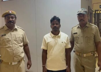 ଗଜପତି : ସାରା ରାଜ୍ୟରେ ବହୁ ଚର୍ଚ୍ଚିତ ଥିବା ଏ ସି. ଏଫ.ଓ ସୌମ୍ୟ ମୃତ୍ୟୁ ମାମଲାରେ ରୋଷେୟା ଗିରଫ