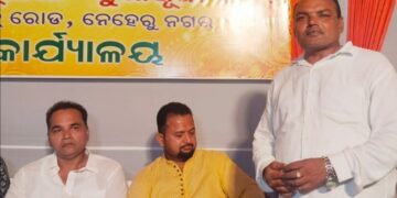 ଗୋସାଇଁନୂଆଗାଁ ଦୁର୍ଗାପୂଜାର ସୁବର୍ଣ୍ଣ ଜୟନ୍ତୀ ଉତ୍ସବ ଶ୍ରଦ୍ଧାଳୁଙ୍କ ପାଇଁ ୫ ହଜାର ଶ୍ରଦ୍ଧାଳୁଙ୍କ ପାଇଁ ପ୍ରସାଦ ବ୍ୟବସ୍ଥା