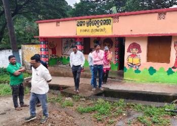 ବାତ୍ୟା ଆଶ୍ରୟ ସ୍ଥଳୀ ବୁଲିଲେ ଦେଖିଲେ ନୋଡାଲ ଅଧିକାରୀ