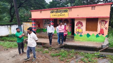 ବାତ୍ୟା ଆଶ୍ରୟ ସ୍ଥଳୀ ବୁଲିଲେ ଦେଖିଲେ ନୋଡାଲ ଅଧିକାରୀ