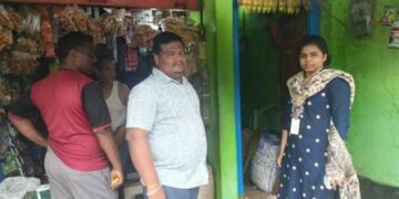ଗୁମ୍ମା ବ୍ଲକ ସେରଙ୍ଗ ଗ୍ରାମରେ ଫୁଡ୍ ସେଫ୍ଟି ବିଭାଗ ର ଚଢ଼ାଉହୋଟେଲ ଓ ବିଭିନ୍ନ ଦୋକାନରୁ ଖାଦ୍ୟ ନମୁନା ସଂଗ୍ରହ, ମାନ ପରୀକ୍ଷଣ ପାଇଁ ପଠାଯିବ 