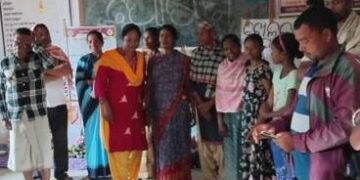  ବାତ୍ୟା “ଅର୍ଣ୍ଣବ” କୁ ଦୃଷ୍ଟିରେ ରଖି ଅସହାୟ ବୃଦ୍ଧବୃଦ୍ଧାଙ୍କୁ ପ୍ରଶାସନ ପକ୍ଷରୁ ଆଶ୍ରୟସ୍ଥଳୀକୁ ସ୍ଥାନାନ୍ତର
