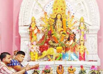 ବିରିଡି ଅଞ୍ଚଳରେ 50 ଟି ପୂଜା ମଣ୍ଡପ ଝଲସୁଛି