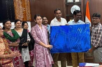 ଖୋର୍ଦ୍ଧାରୋଡ଼ ମଣ୍ଡଳରେ ବରିଷ୍ଠ ମଣ୍ଡଳ ବାଣିଜ୍ୟ ପ୍ରବନ୍ଧକ ଶ୍ରୀ ଅନିଲ କୁମାର ଏସ୍ଙ୍କୁ ବିଦାୟକାଳୀନ ସମ୍ବର୍ଦ୍ଧନା