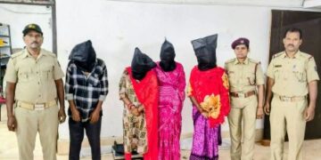 ଯାତ୍ରୀବାହୀ ବସ୍‌ରେ ଗଞ୍ଜେଇ ଚାଲାଣର ପର୍ଦ୍ଦାଫାସ : ୩ ମହିଳାଙ୍କ ସମେତ ୪ ଗିରଫ, ପୁଷ୍ପରାଜ ବସ୍‌ ଜବତ