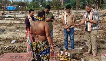 ମାଲକାନଗିରିରେ ‘ଶୌର୍ଯ୍ୟ କାଫେ’ର ଶିଳାନ୍ୟାସ: ଅମର ଶହୀଦଙ୍କୁ ଜିଲ୍ଲା ପ୍ରଶାସନର ବିନମ୍ର ଶ୍ରଦ୍ଧାଞ୍ଜଳି